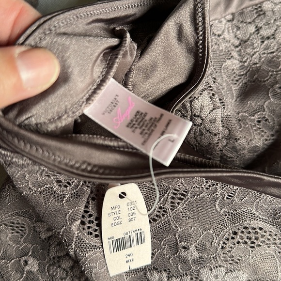 Victoria's Secret angels BRA PANTY SET ANGELS Red Lace 36B AND Large - Picture 5 of 11